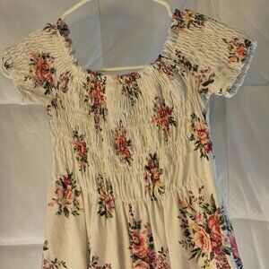 Marci ruched shirt size XS white floral